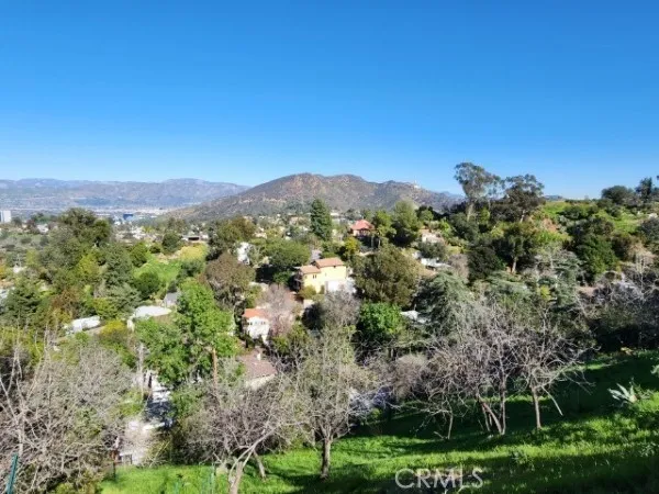 $349,500 | 7218 Sunnydip Trail, Los Angeles, CA 90068