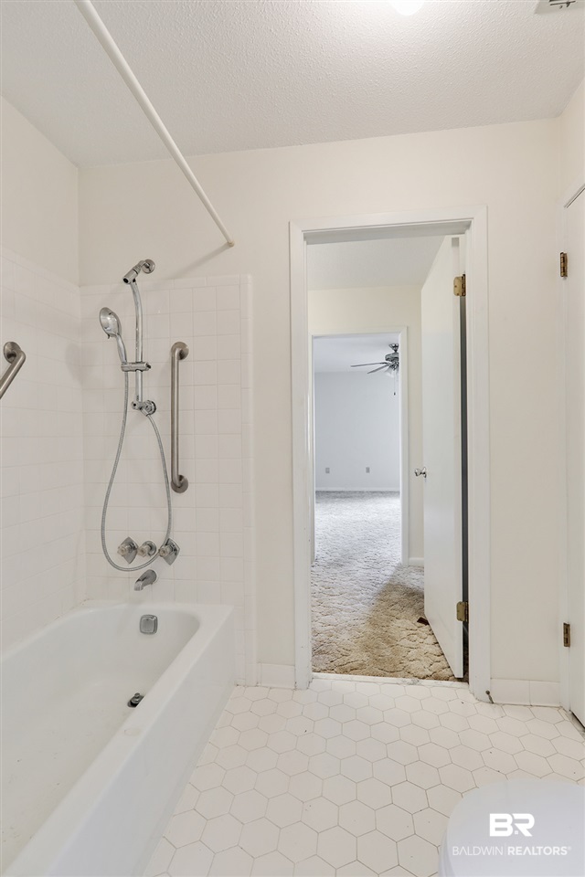 312 West Palm Avenue Foley, AL 36535 - Photo 7 of 12 Master Bathroom