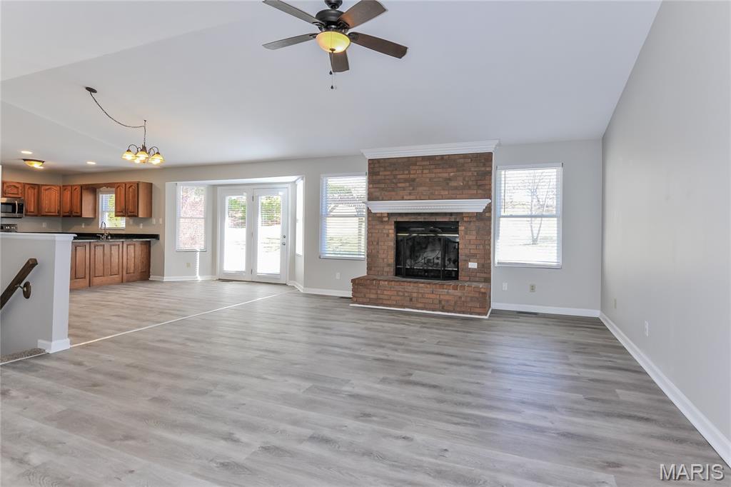 210 Wenona Drive Washington, MO 63090 - Photo 3 of 17