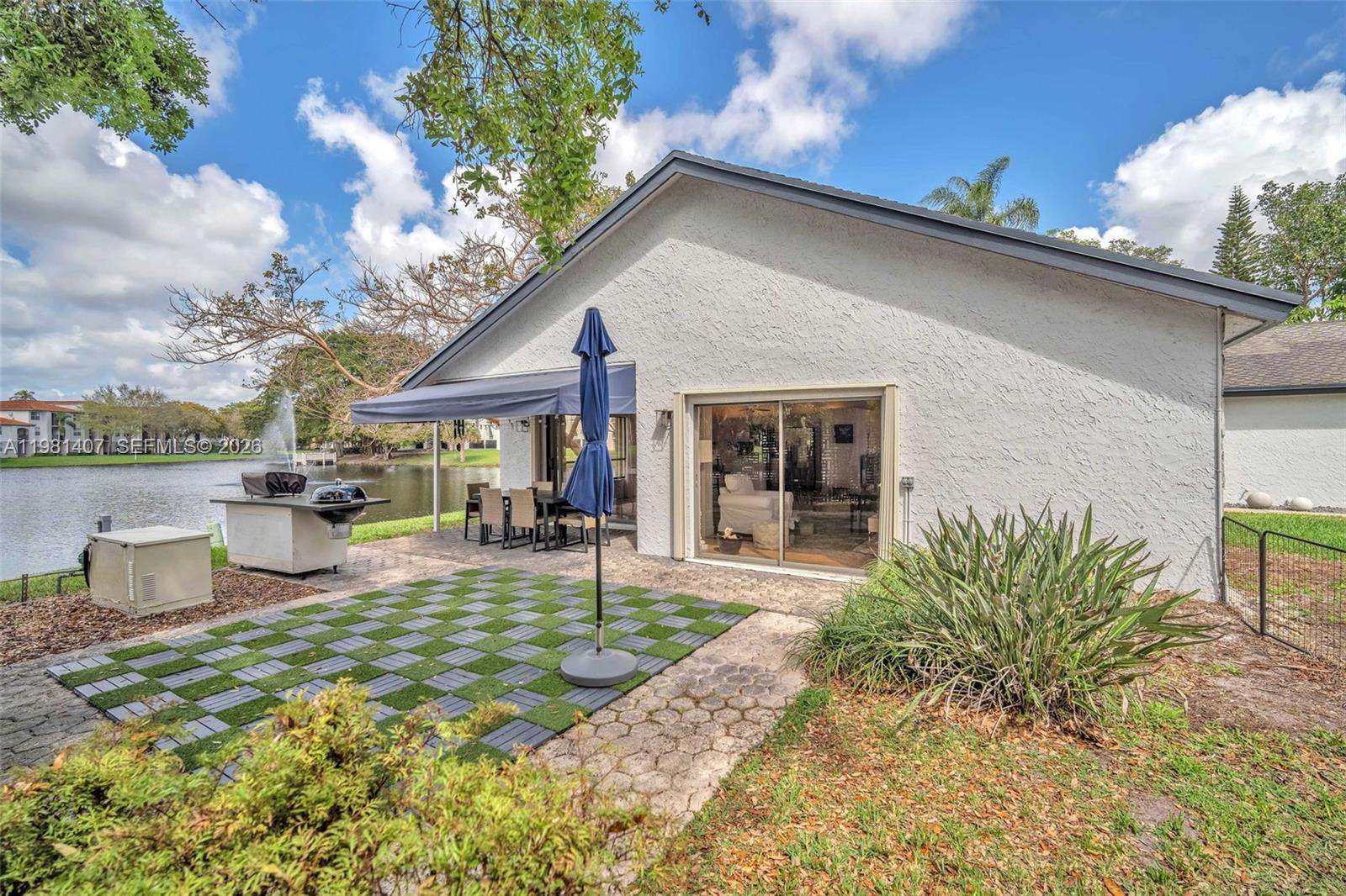 211 Southwest 87th Terrace Plantation, FL 33324 - Photo 41 of 54
