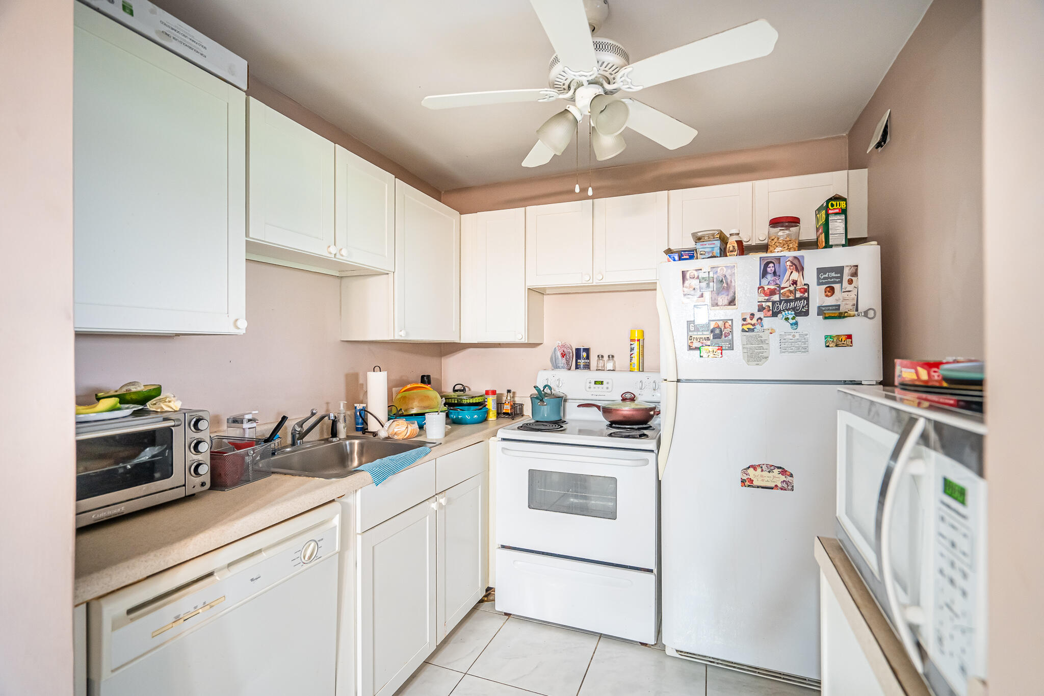 180 Mansfield East, Unit 180 Boca Raton, FL 33434 - Photo 9 of 21 Kitchen