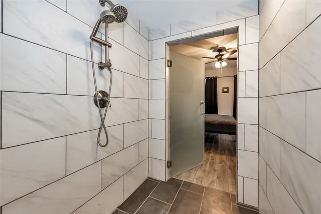 $9,500 | 10815 Oak Bayou Lane, Houston, TX 77064