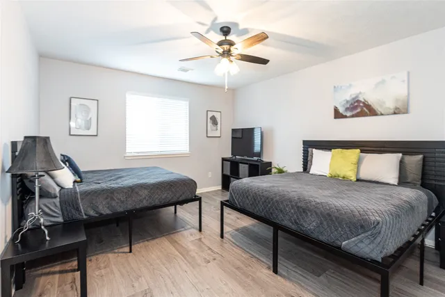 $9,500 | 10815 Oak Bayou Lane, Houston, TX 77064