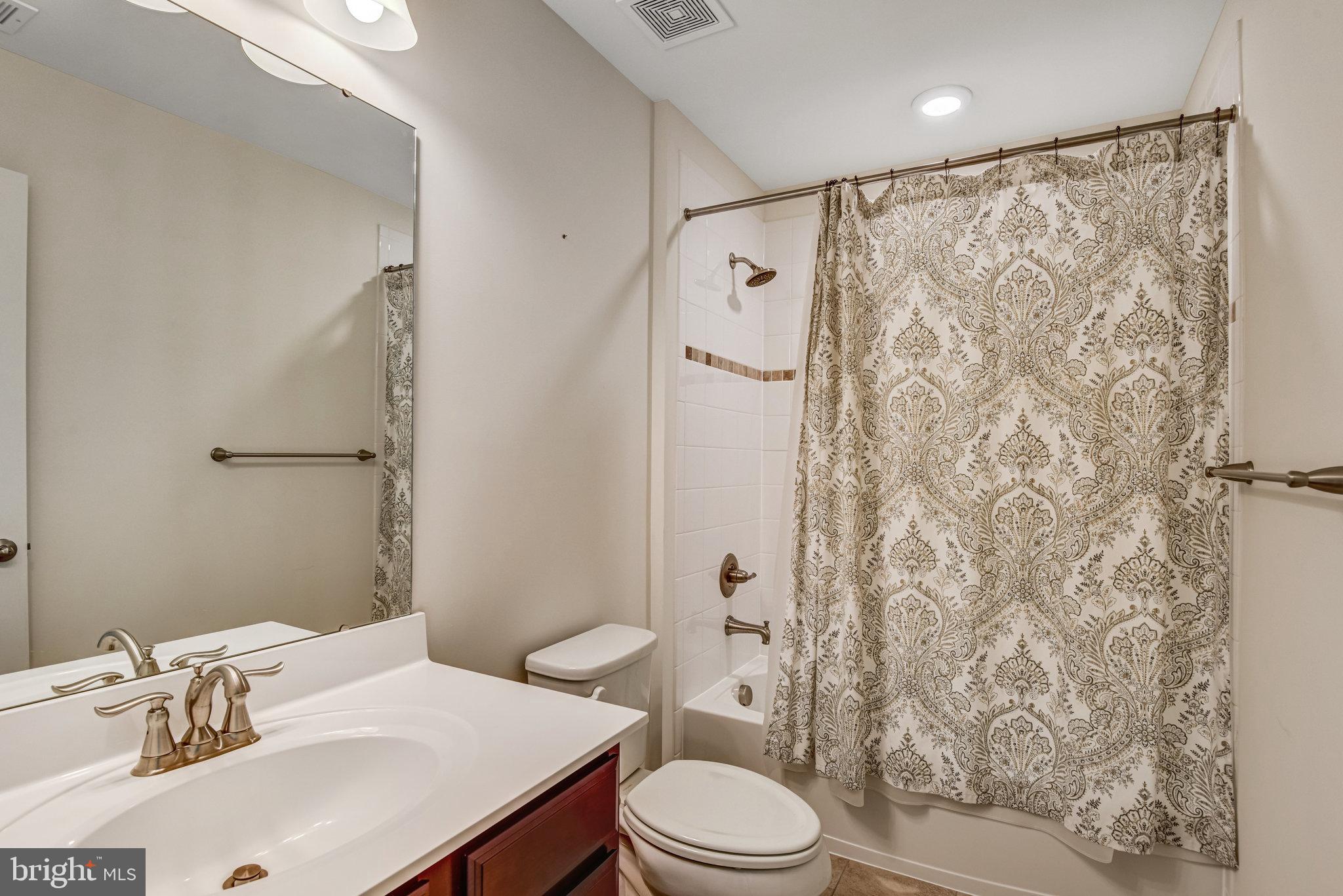 4644 Gates Road Warrenton, VA 20187 - Photo 17 of 29 Gallery Image 17