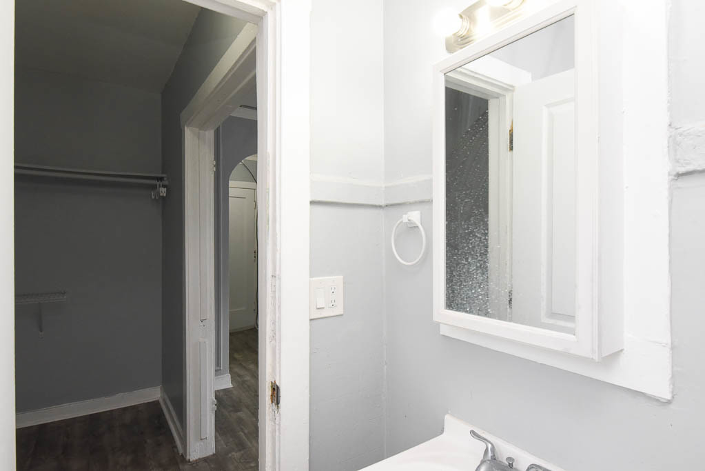 4735 North Beacon Street, Unit 407 Chicago, IL 60640 - Photo 14 of 18