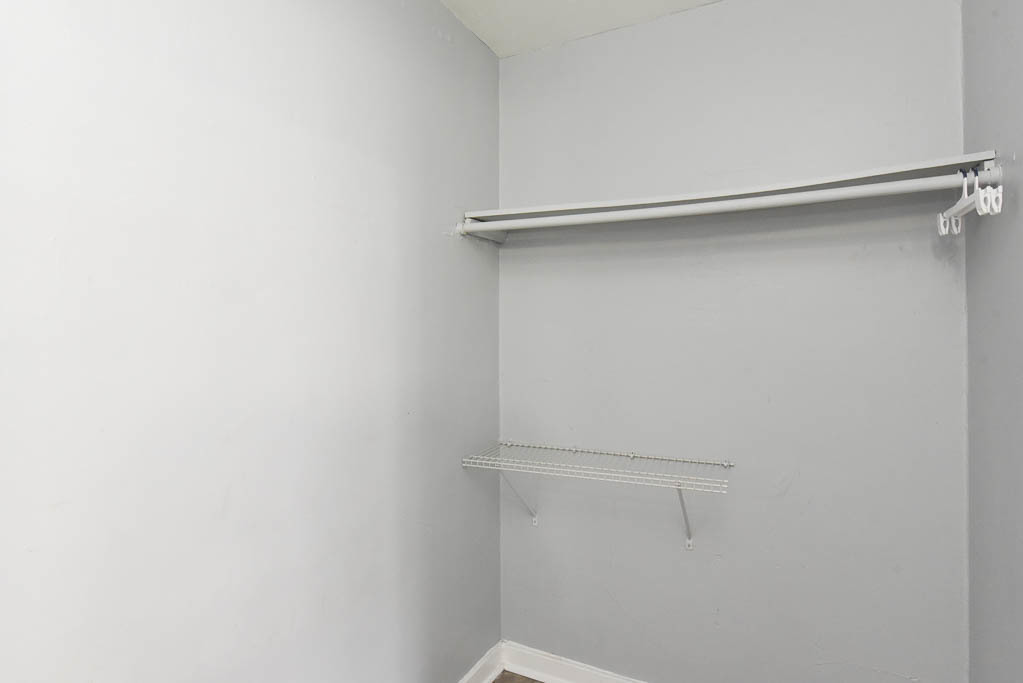 4735 North Beacon Street, Unit 407 Chicago, IL 60640 - Photo 15 of 18