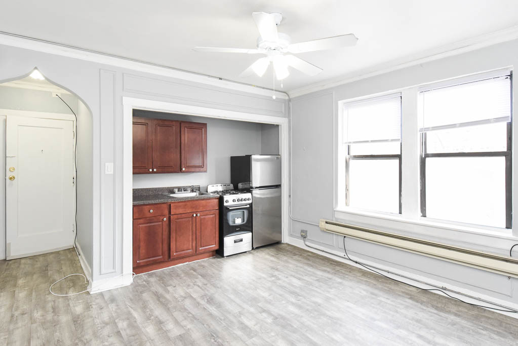 4735 North Beacon Street, Unit 407 Chicago, IL 60640 - Photo 6 of 18