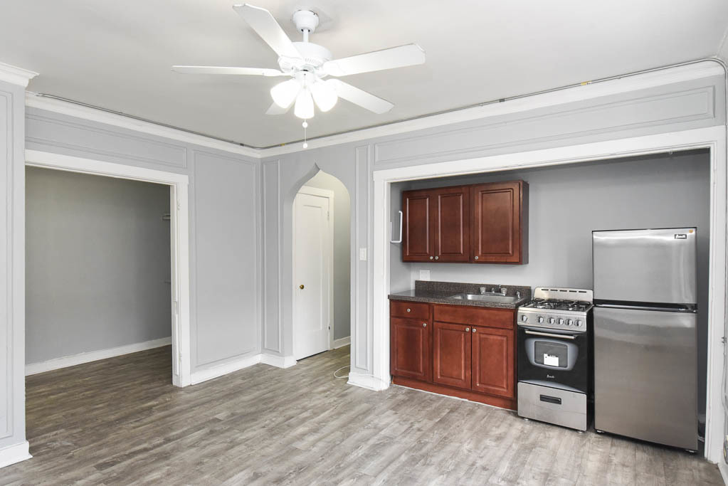 4735 North Beacon Street, Unit 407 Chicago, IL 60640 - Photo 8 of 18