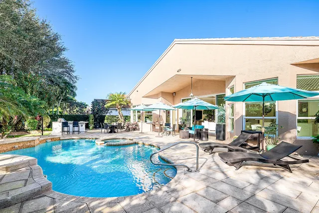 $1,049,000 | 7518 Carmela Way, Delray Beach, FL 33446