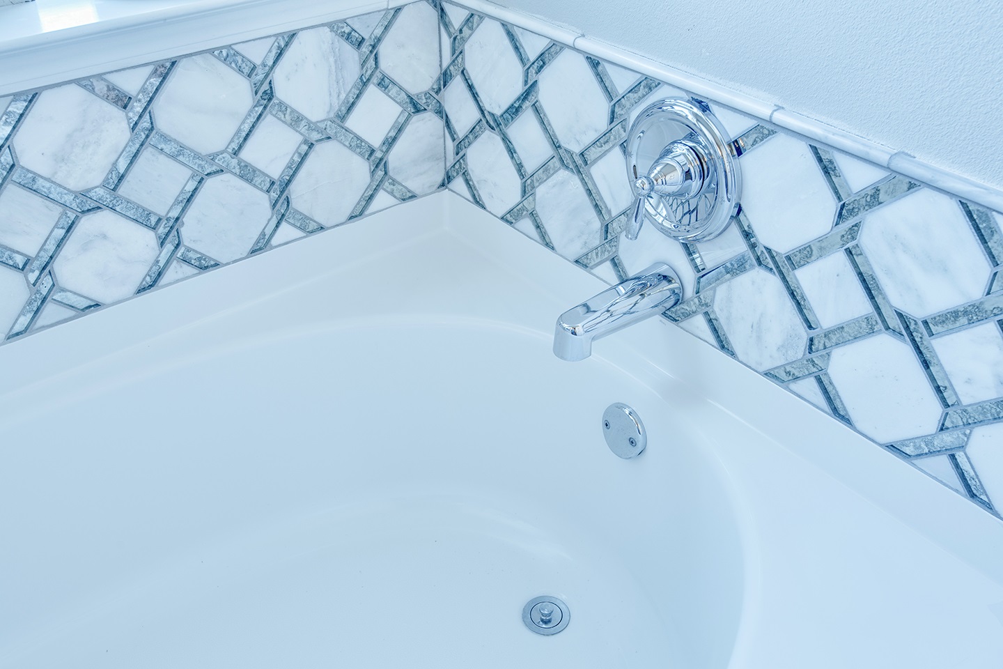 21716 Gullfoss Street Fairhope, AL 36532 - Photo 24 of 48 Carrara marble/mirror tub