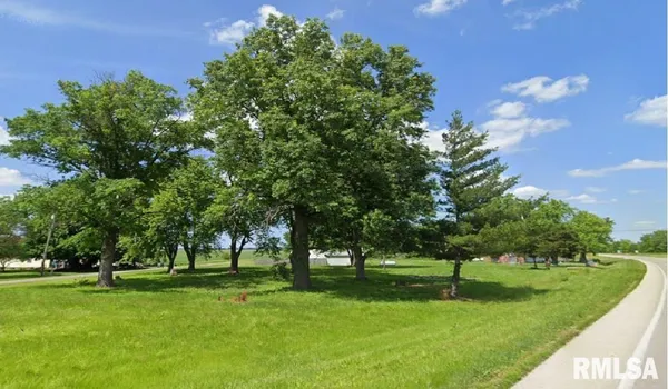 $20,000 | 6-7 8 Ryder Street, Girard, IL 62640