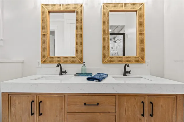 $1,950,000 | 202 Northeast 2nd Avenue, Crystal River, FL 34429