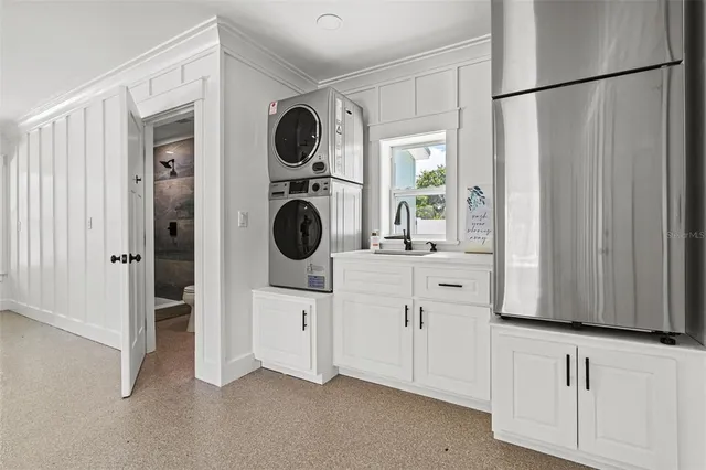 $1,950,000 | 202 Northeast 2nd Avenue, Crystal River, FL 34429