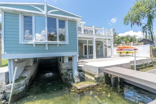 $1,950,000 | 202 Northeast 2nd Avenue, Crystal River, FL 34429