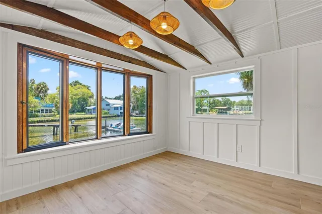 $1,950,000 | 202 Northeast 2nd Avenue, Crystal River, FL 34429