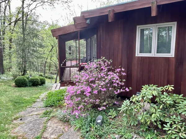 $495,000 | 1 Lilac Lane, Carbondale, IL 62903