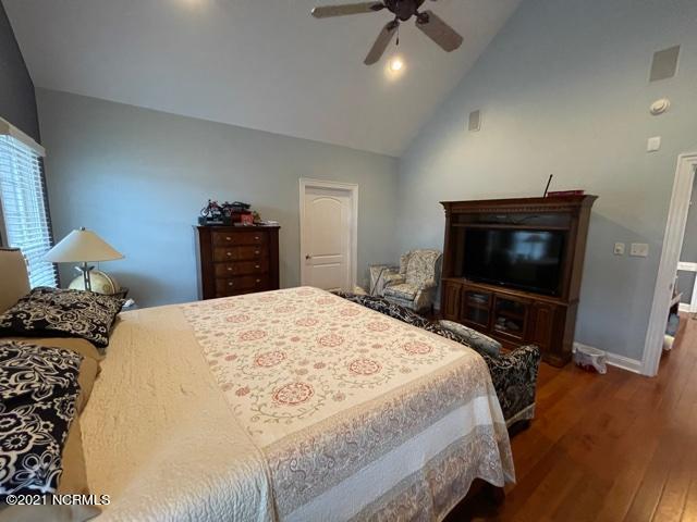 1898 Sheldon Road Bailey, NC 27807 - Photo 8 of 19 PRINCIPLE BEDROOM