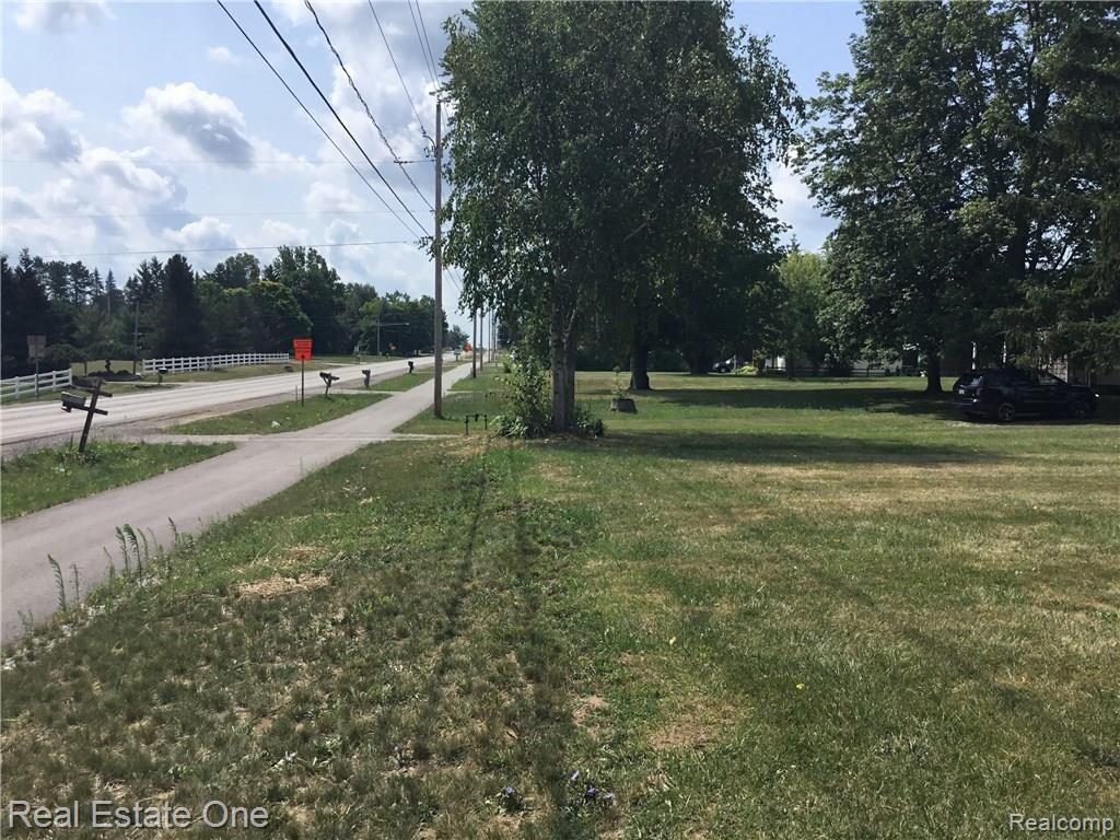 7196 Gale Road Grand Blanc, MI 48439 - Photo 5 of 48