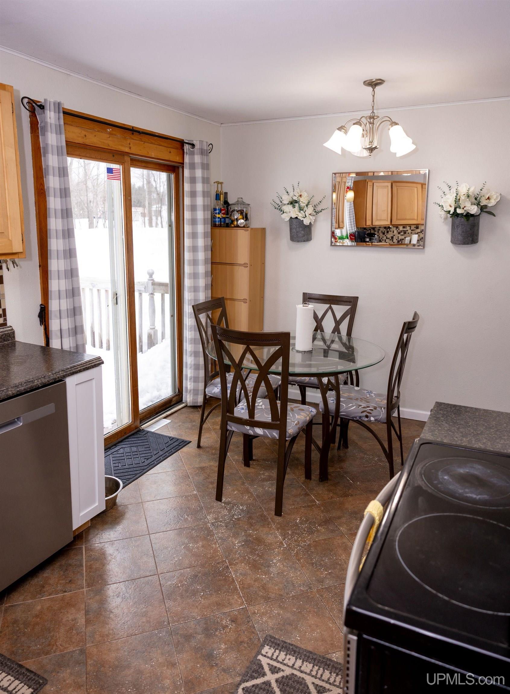 125 Lawrence Avenue Ishpeming, MI 49849 - Photo 14 of 57