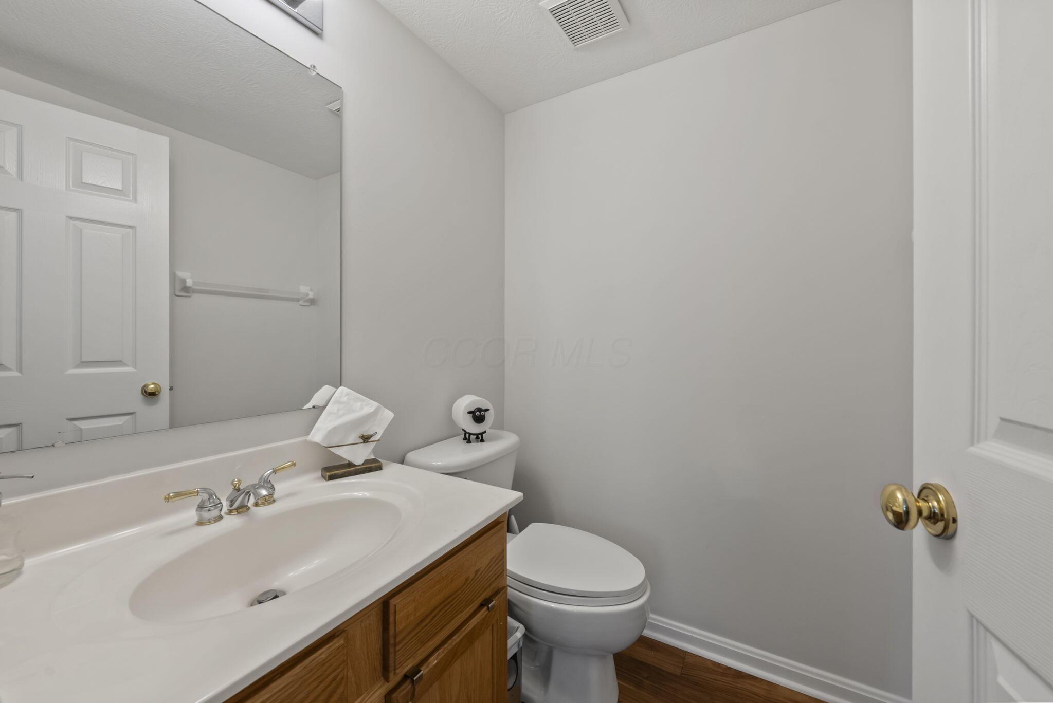 2385 Reeves Avenue Lewis Center, OH 43035 - Photo 16 of 59 26-web-or-mls-DSC08321
