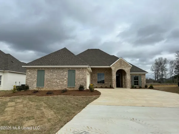 $354,000 | 404 Aurora Circle, Canton, MS 39046
