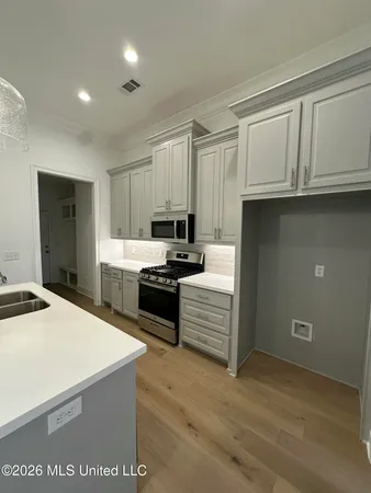 $354,000 | 404 Aurora Circle, Canton, MS 39046