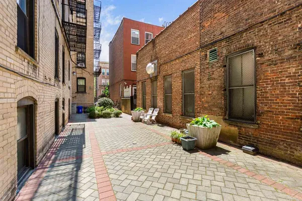 $3,500 | 1000 Hudson Street, Unit 111, Hoboken, NJ 07030