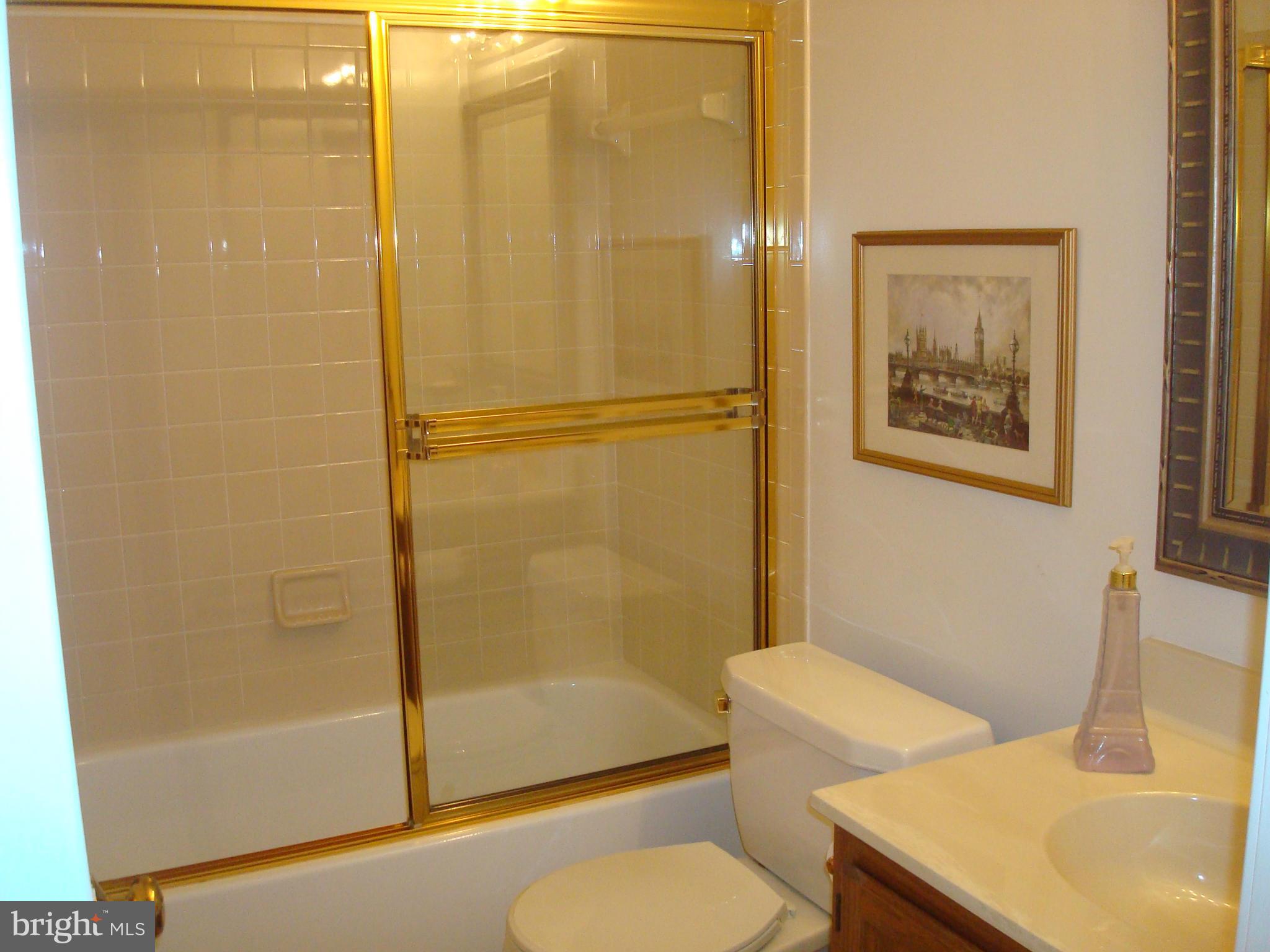 630 Randolph Road Silver Spring, MD 20904 - Photo 20 of 30 Bath