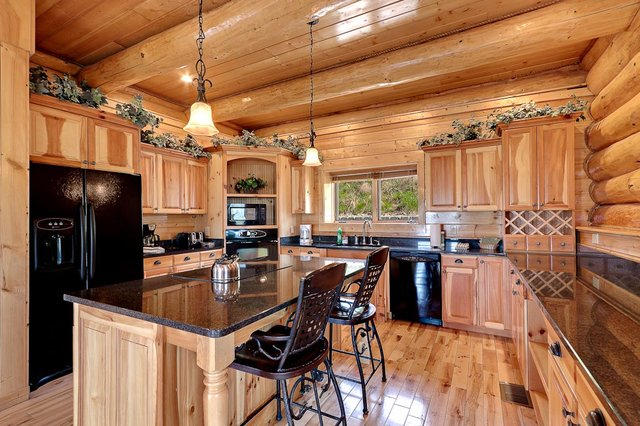 423 Pinnacle Vista Road Sevierville, TN 37876 - Photo 7 of 25 1584