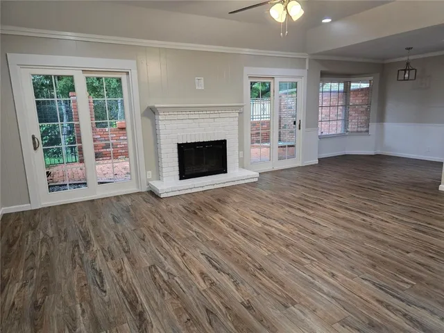 $299,900 | 5222 Lake Shore Drive, Waco, TX 76710