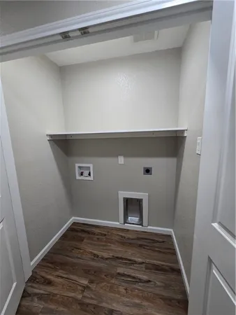 $299,900 | 5222 Lake Shore Drive, Waco, TX 76710