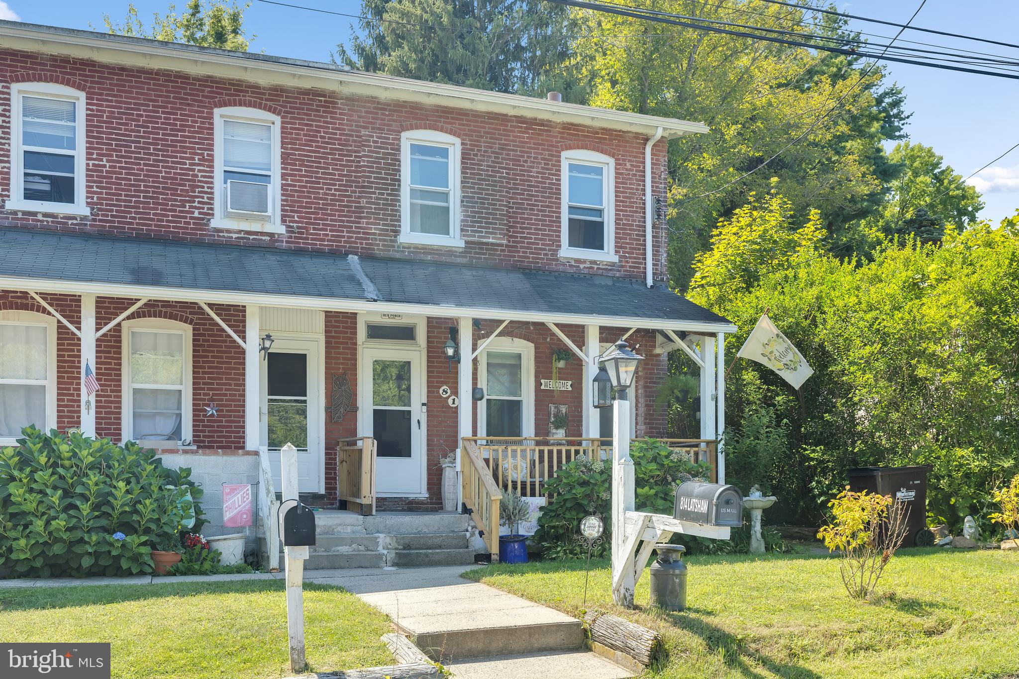 814 Latshaw Road Spring City, PA 19475 - Photo 2 of 29