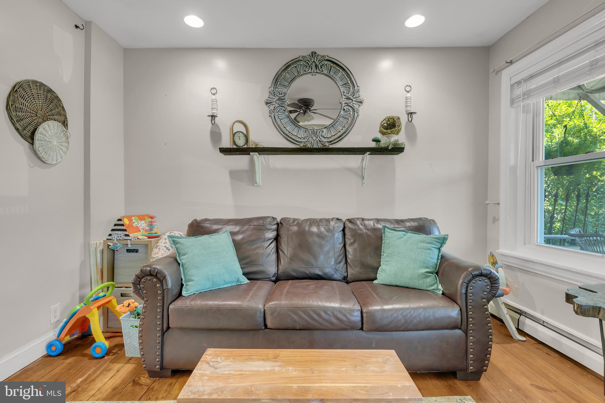 814 Latshaw Road Spring City, PA 19475 - Photo 8 of 29