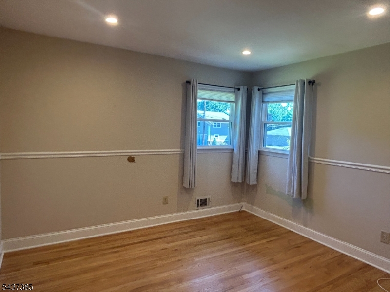1591 Brookside Road Mountainside, NJ 07092 - Photo 25 of 31