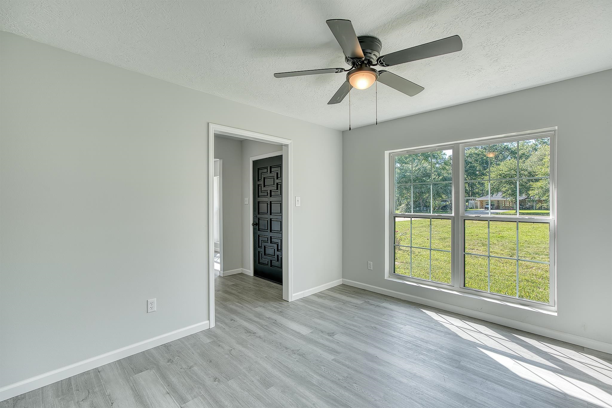 5824 Reeves Drive Silsbee, TX 77656 - Photo 10 of 46