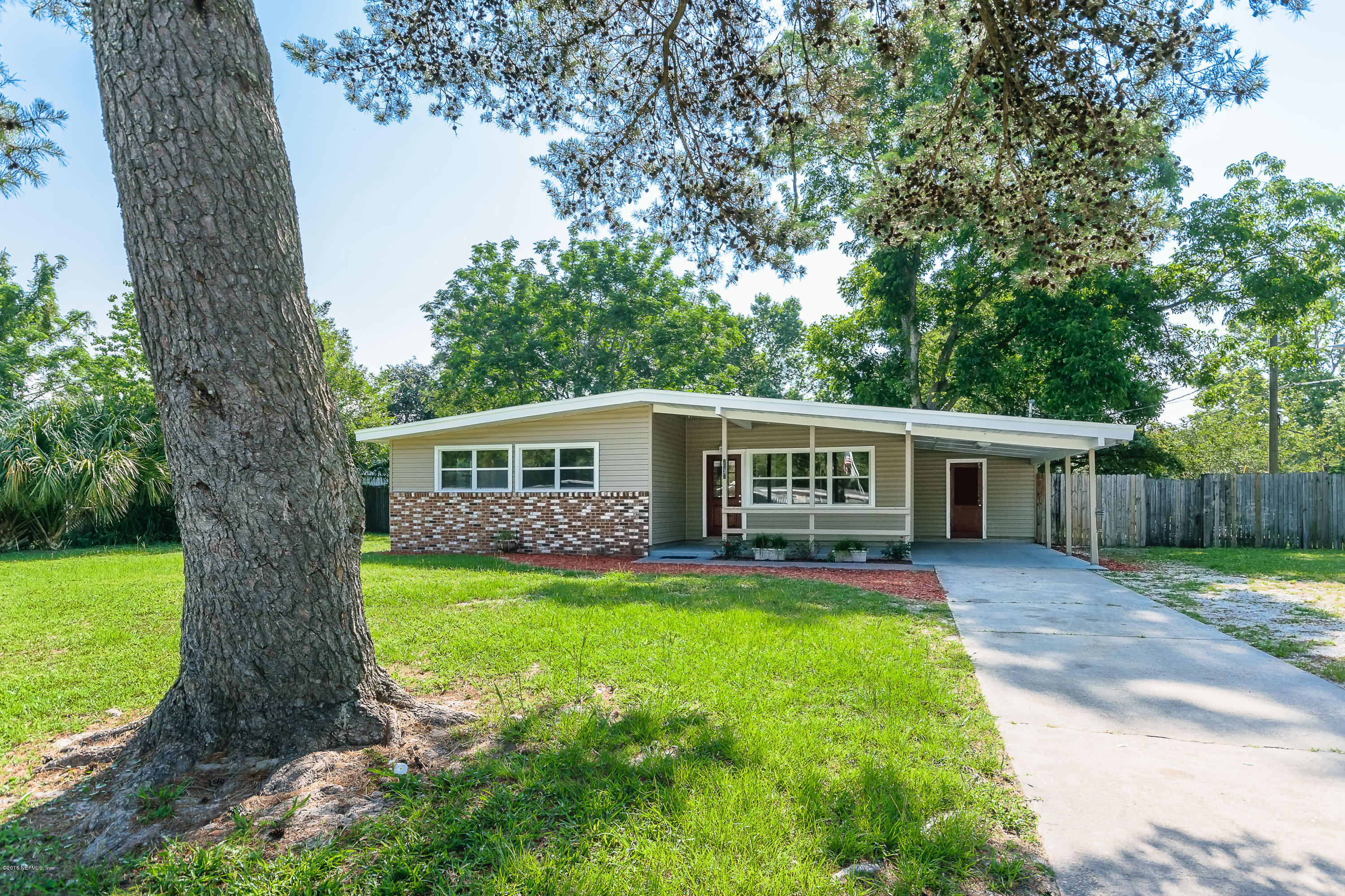 2535 Cotillion Road Jacksonville, FL 32211 - Photo 4 of 22 003
