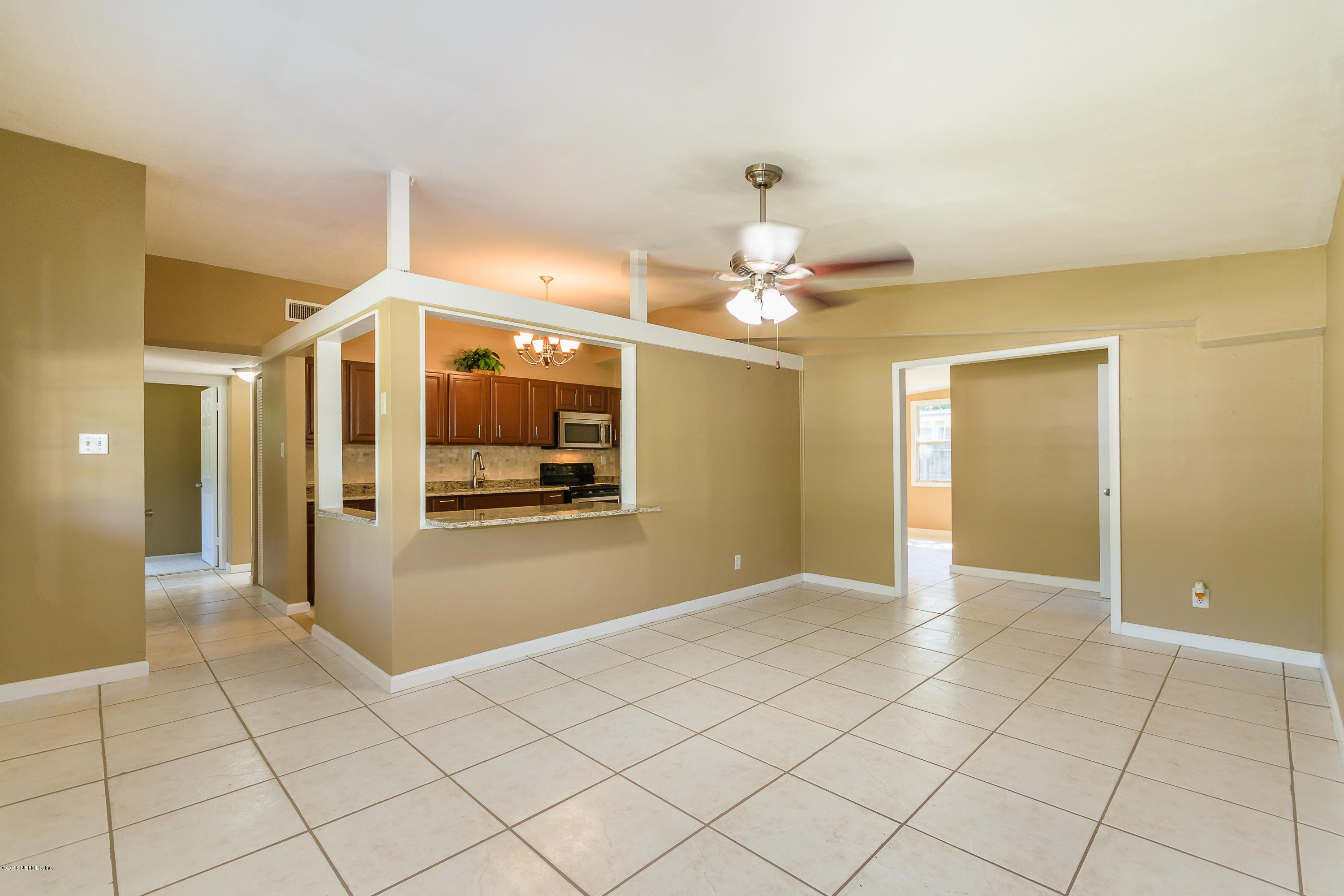 2535 Cotillion Road Jacksonville, FL 32211 - Photo 8 of 22 007
