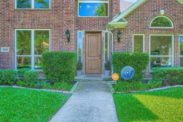 $850,000 | 5020 Melbourne Drive, Plano, TX 75093
