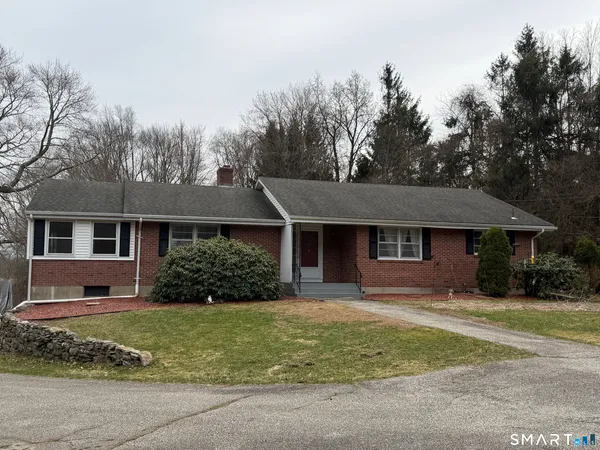 $345,000 | 226 Beaumont Highway, Lebanon, CT 06249
