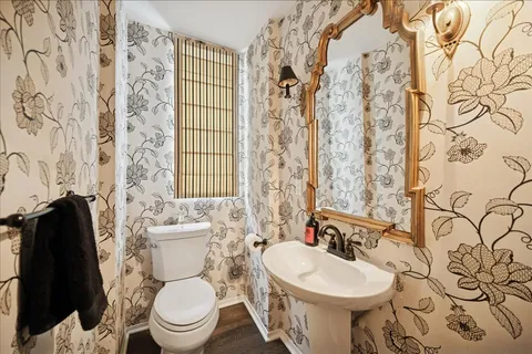 $1,399,000 | 916 Oak Street, Winnetka, IL 60093