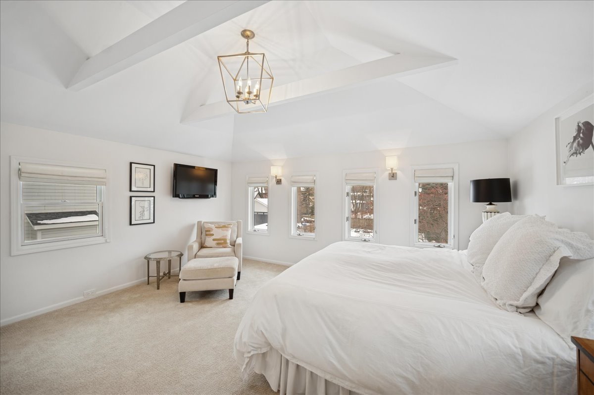 916 Oak Street Winnetka, IL 60093 - Photo 22 of 43