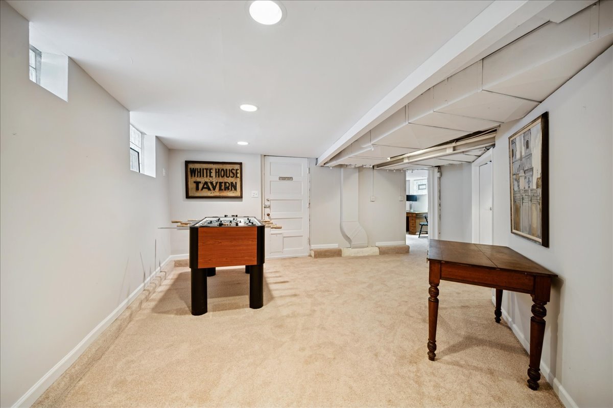 916 Oak Street Winnetka, IL 60093 - Photo 31 of 43