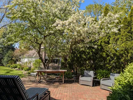 $1,399,000 | 916 Oak Street, Winnetka, IL 60093