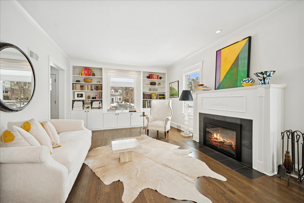 916 Oak Street Winnetka, IL 60093 - Photo 9 of 43