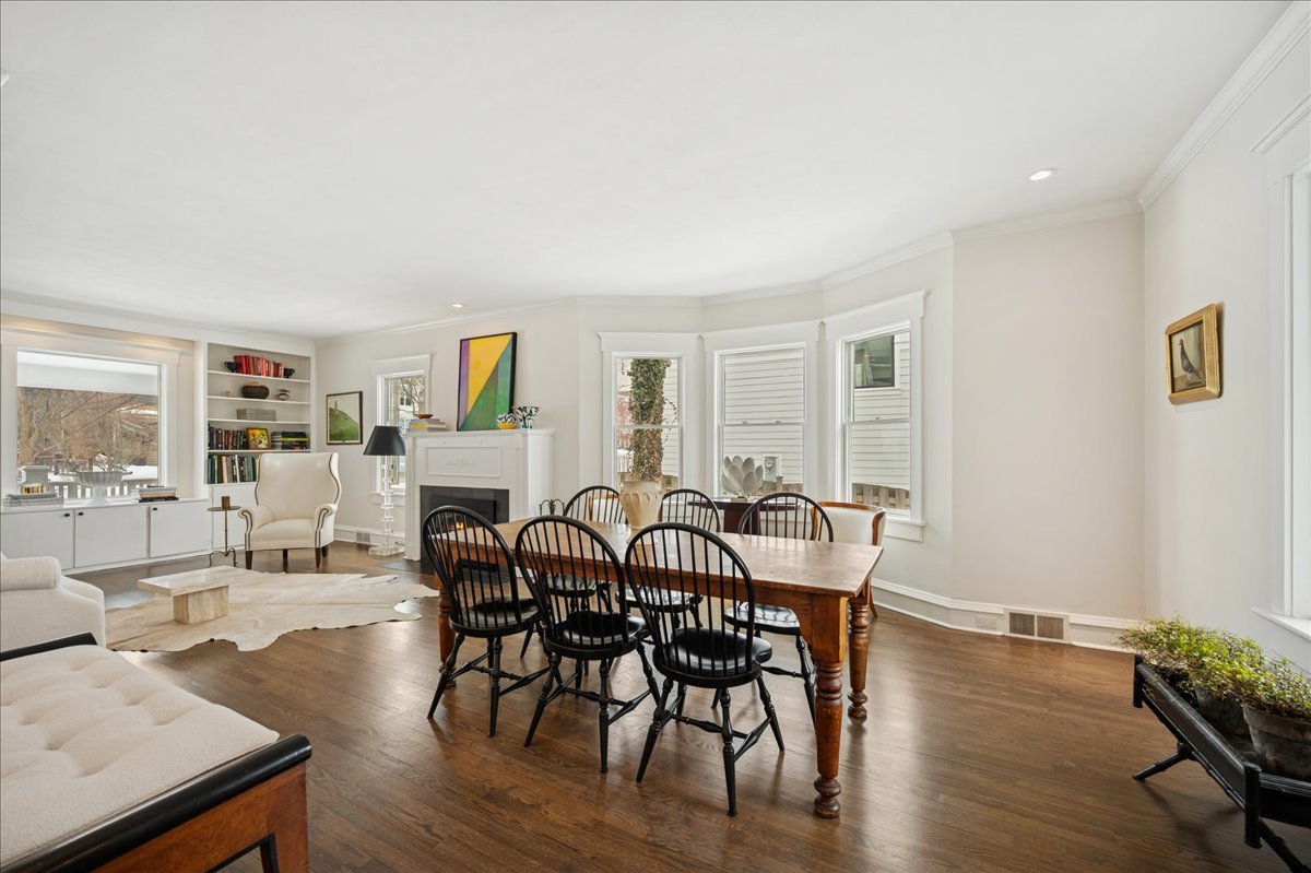 916 Oak Street Winnetka, IL 60093 - Photo 10 of 43