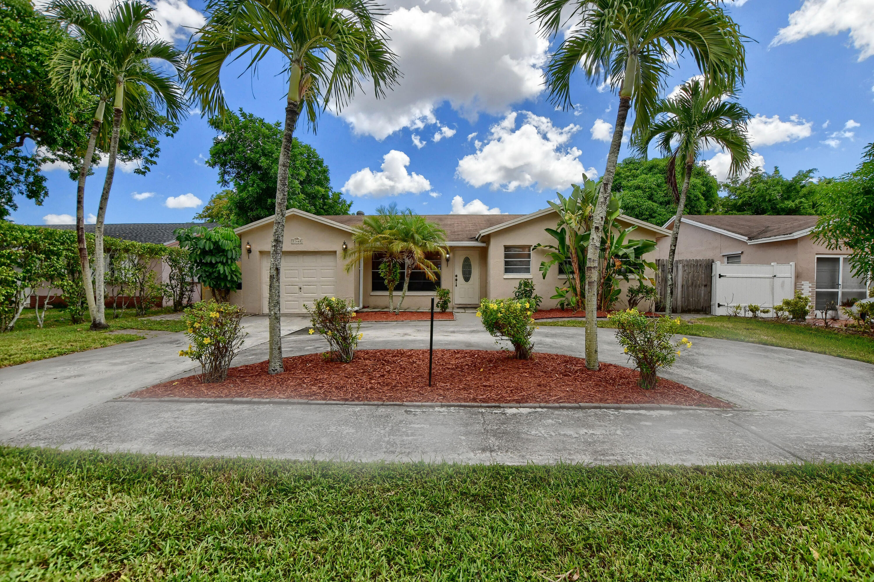 22668 Southwest 54th Way Boca Raton, FL 33433 - Photo 1 of 32 Front Elevation