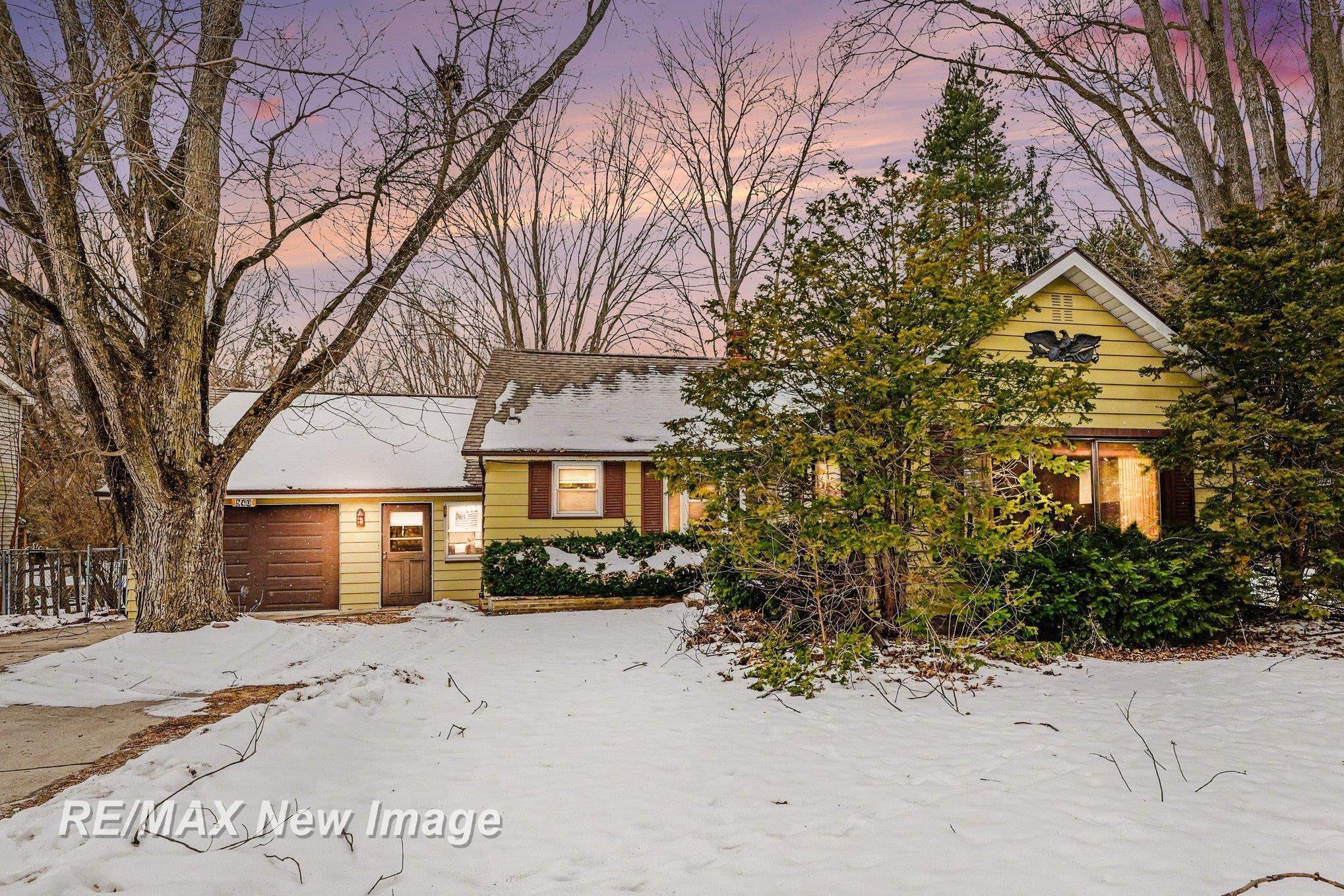 540 South Hemlock Road Hemlock, MI 48626 - Photo 2 of 33