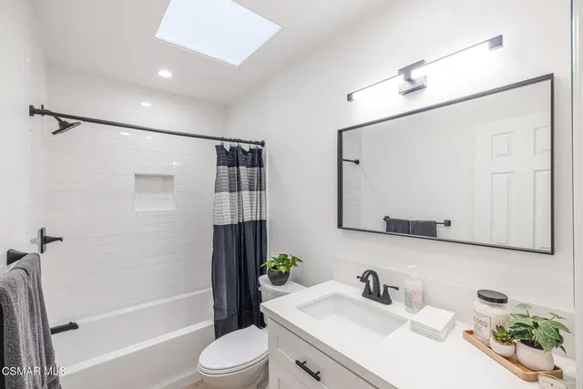 $3,995 | 1116 Nottingwood Circle, Westlake Village, CA 91361