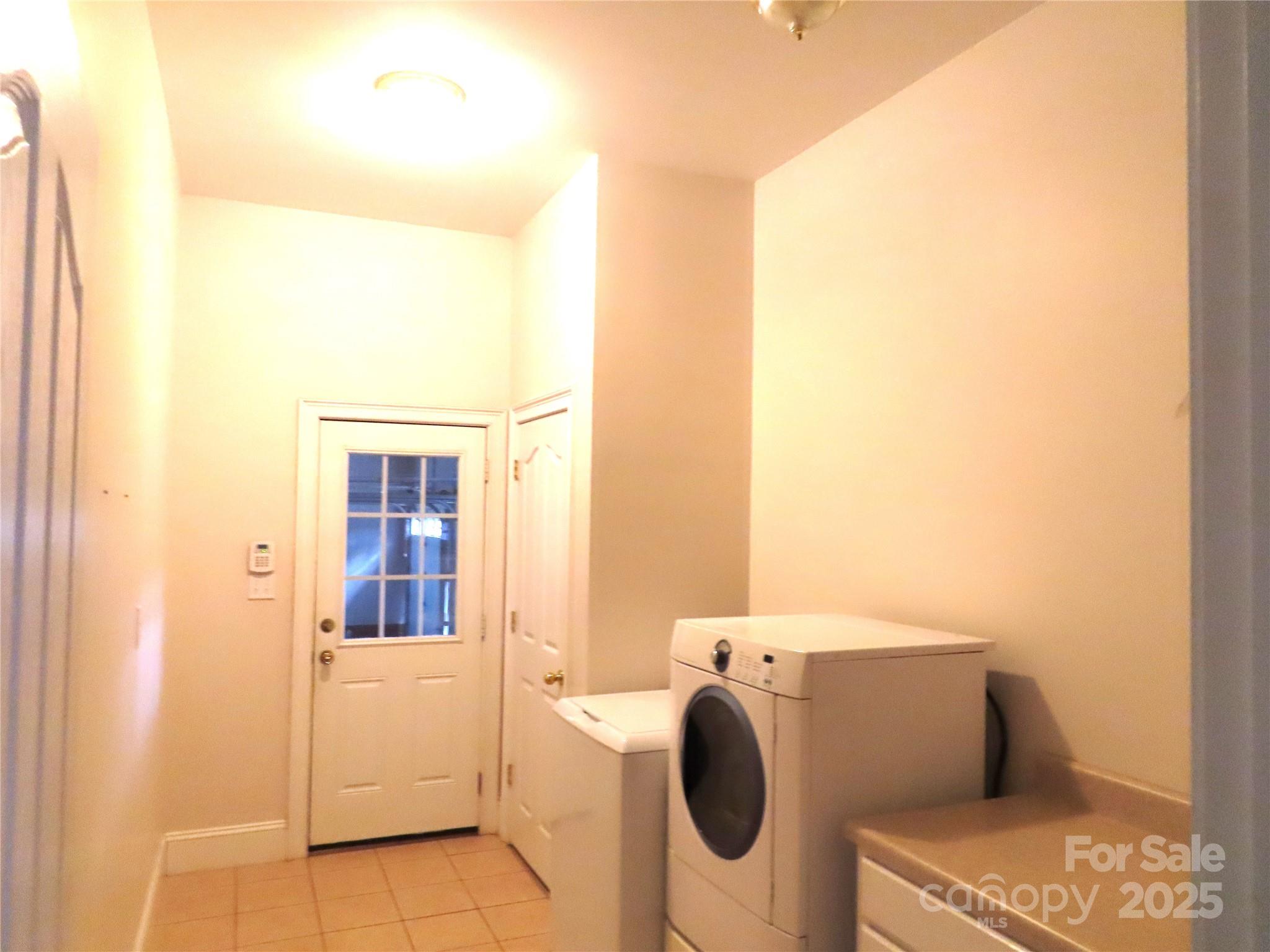 2530 Sharon Road York, SC 29745 - Photo 21 of 41 a utility room with dryer and washer