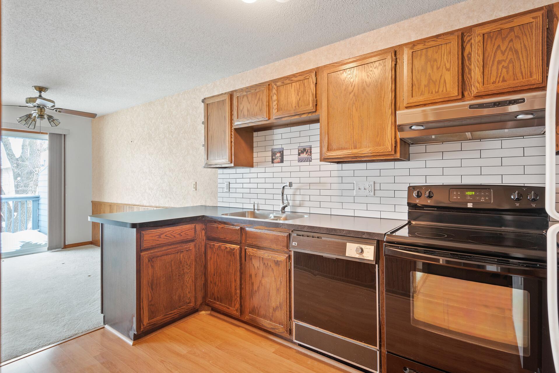 11105 Xavier Road Bloomington, MN 55437 - Photo 10 of 24 Gallery Image 10